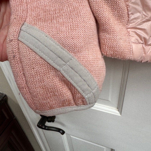 Michael Kors 3T Girls Blush Puffer Jacket with Faux Fur Hood - Picture 10 of 11